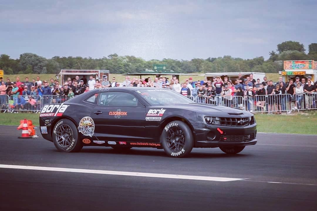 Clockwork Racing Bilder Sponsoo