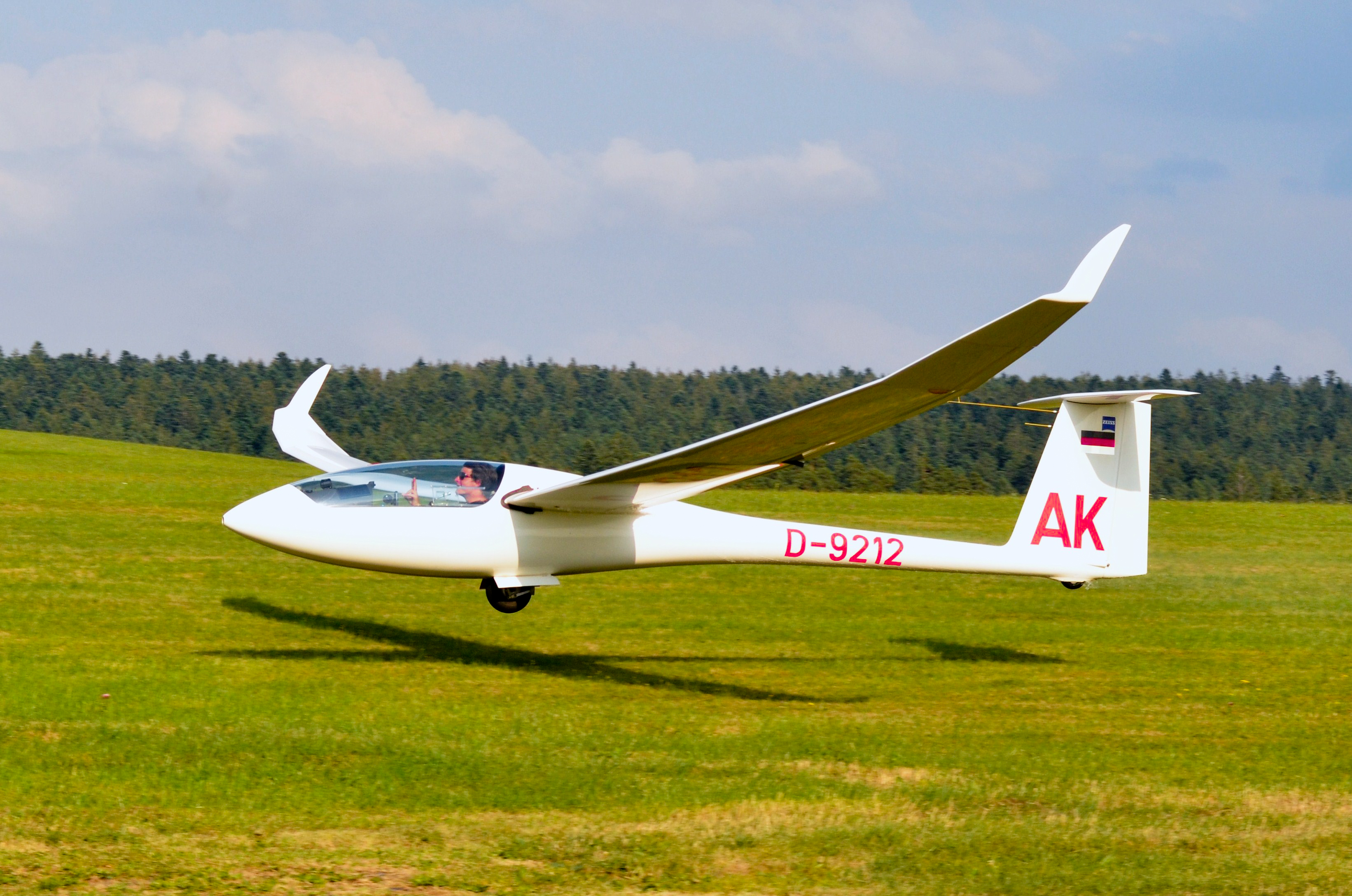 Simon Schröder Sponsoringprofil Sponsoo